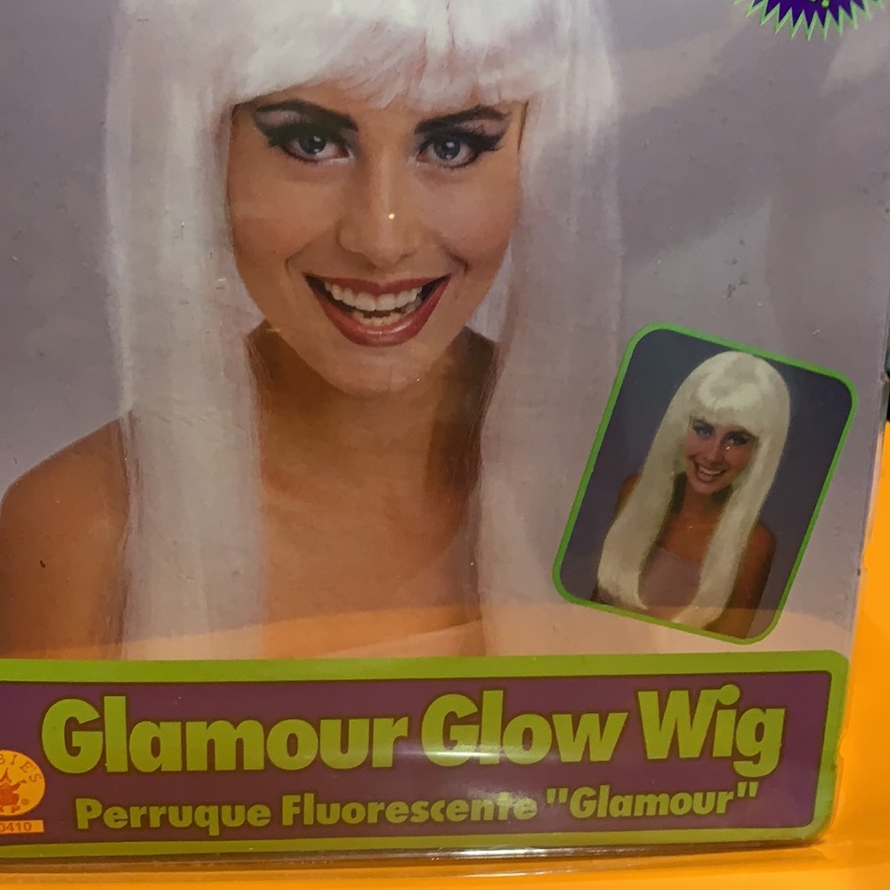 Glamour Glow Wig
